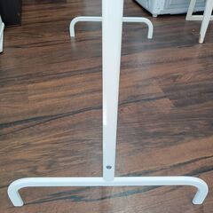 IKEA　ハンガーラック　白　ホワイト　シンプル　衣類収納　サイズ（約）幅99×奥46×高152　　■近隣配送無料 買取GO‼　栄和店の画像
