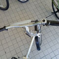 リユースのサカイ栃木店★ジモティ割あり★ CAPTAINSTAG 折りたたみ自転車 20インチ シルバー クリーニング済み TC11628の画像