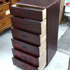 鎌倉彫 6段チェスト 幅：約45cm 昭和レトロ 花模様 箪笥 和家具 漆塗り 衣類 家具 札幌市 中央区 南12条の画像