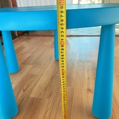 IKEA テーブル　キッズ　リビング　ローテーブル　キッズチェア　キッズテーブル　コーヒーテーブルの画像