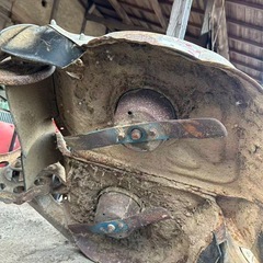 クボタ自走式草刈り機GC702RDの画像