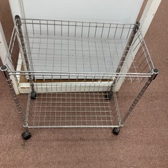 【激安】2段メタルラックキャスター付き の画像