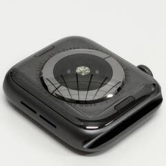 Apple Watch Series 4/GPS/44mm/A1978/スペースグレー〈MU6D2J/A〉の画像