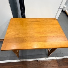 USED 折りたたみデスク
の画像