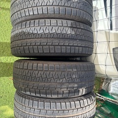 PIRELLIピレリ　スタッドレスタイヤ　19年38週　215/60R17 4本の画像