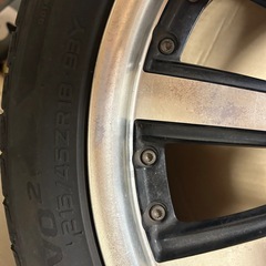 ホイール付きタイヤ
の画像