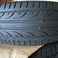 ホイール付きタイヤ
の画像