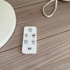 タワー型扇風機　リモコン付きの画像