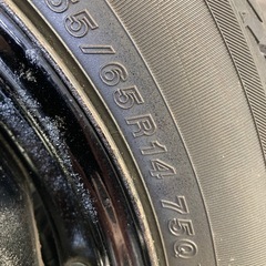 スタッドレスタイヤ4本の画像