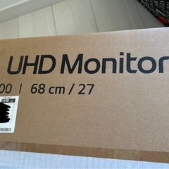 LG 27UL500-W 27インチ 4K 2台とモニターアーム1台セットです。の画像