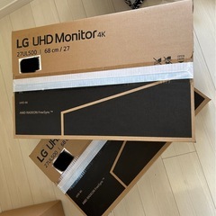 LG 27UL500-W 27インチ 4K 2台とモニターアーム1台セットです。の画像