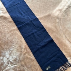 ダンヒルdunhillマフラー ストール ショール スカーフ navy ネイビー紺色系 darkblue ダークブルー青色系 無地ロゴ カシミヤ100% カシミア100%スコットランド製 メンズmen’s男性用紳士の画像
