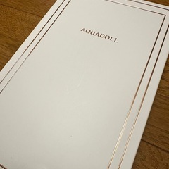 本日お渡し可能【ほぼ新品】ウィッグ／スマートボーイッシュ金髪（アッシュベージュ）の画像