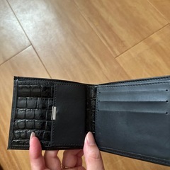 折りたたみ財布の画像