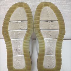 【糸島市内 送料無料】Salvatore Ferragamo フェラガモ レザースニーカー　白×赤　 フェラガモ ガンチーニ ロゴ スニーカー 白　赤 レザー メンズ シューズ 人気モデル　251117-5Yの画像