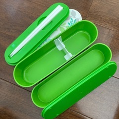 お弁当箱の画像