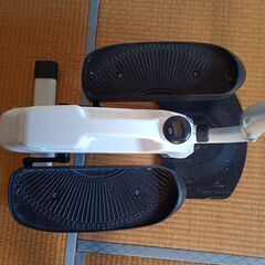 ステッパー 足踏み器具 　ハンドル付きの画像