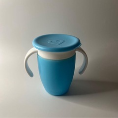 munchkin マンチキン ハンドル付きミラクルカップ 6ヶ月から　こぼれないの画像