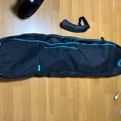 USED スノーボード　サロモン １５０センチ　FLOWビンディング　ケース付きの画像