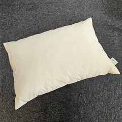 美品 枕2個セット ホワイトxブラウンカバー 寝具 ふわふわ 新生活にも の画像