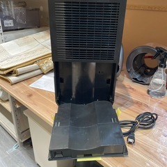 【移動式クーラー除湿機】【ユアサ】クリーニング済み※裏のタンク取付けツメ割れ有【管理番号】  1117橋の画像