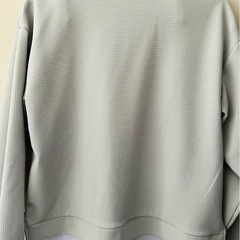 レディース　トップス　グリーンの画像