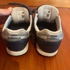 new balance 17cm 373 テープ難ありの画像