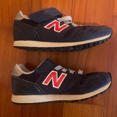 new balance 17cm 373 テープ難ありの画像