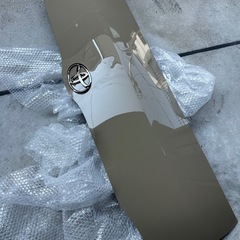 トヨタハイエース　ボンネット　アースカラー　ベージュの画像