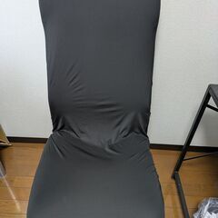 メッシュオフィスチェア 黒色 ・カバー付き ブラック 使用感あり 椅子の画像