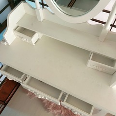 アンティーク　ドレッサー　の画像