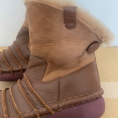 モコモコで温かいブーツの画像