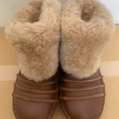 モコモコで温かいブーツの画像