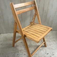 J608⭐️木製　折り畳み椅子の画像