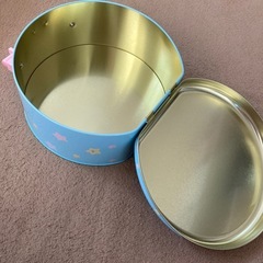 ちいかわ 缶の画像