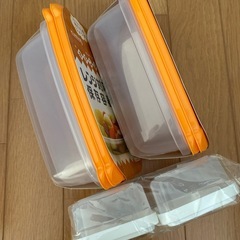 食品保存容器　タッパーの画像