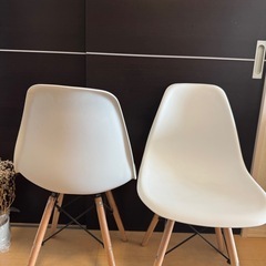 ダイニングテーブル・チェアの画像