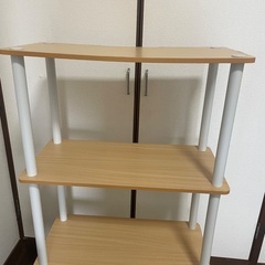4段ラックの画像