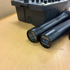 ワイヤレスマイク2個セットの画像