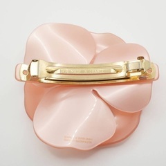 アレクサンドルドゥパリ　のカメリア　 のバレッタ　ヘアアクセサリーの画像