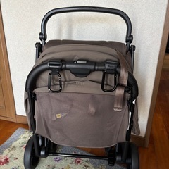 アップリカ　ヴィット　B型ベビーカーの画像