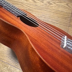 明日11/18お渡し可能【ほぼ未使用】ウクレレ DUS-8MG＋専用バッグセットの画像