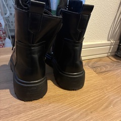 ブラック　レースアップブーツ　サイドジッパー付き　袴　卒業式の画像