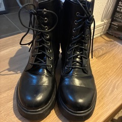 ブラック　レースアップブーツ　サイドジッパー付き　袴　卒業式の画像
