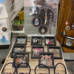 就労継続支援B型　レジンを使ったアクセサリー作りの画像