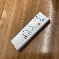 【取りに来られる方限定！！】dyson 2024年製　ファンヒーターの画像