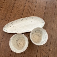 皿、カップセットの画像