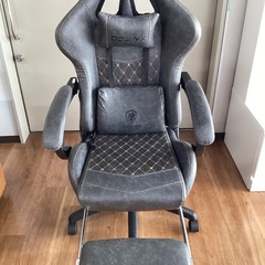 ゲーミングチェアリクライニング機能付き【町田市再生家具】252381の画像