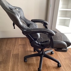 ゲーミングチェアリクライニング機能付き【町田市再生家具】252381の画像