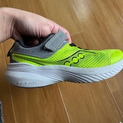 ◼︎ キッズ　スニーカーの画像